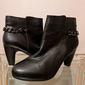 Easy Spirit Black Boots Size 8